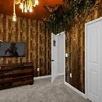 6 Bedroom- 5 Bathroom Storey Lake 4371 Rs