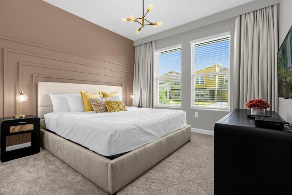 6 Bedroom- 5 Bathroom Storey 4371 Rs Casa de férias Kissimmee
