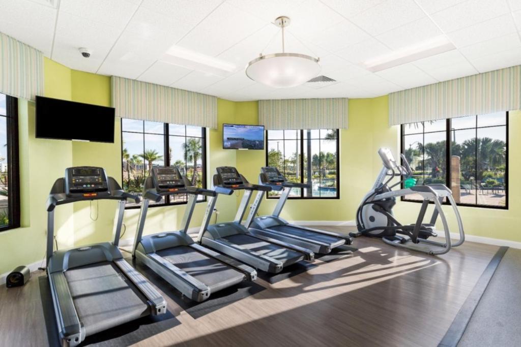 6 Bedroom- 5 Bathroom Storey 4371 Rs * Kissimmee
